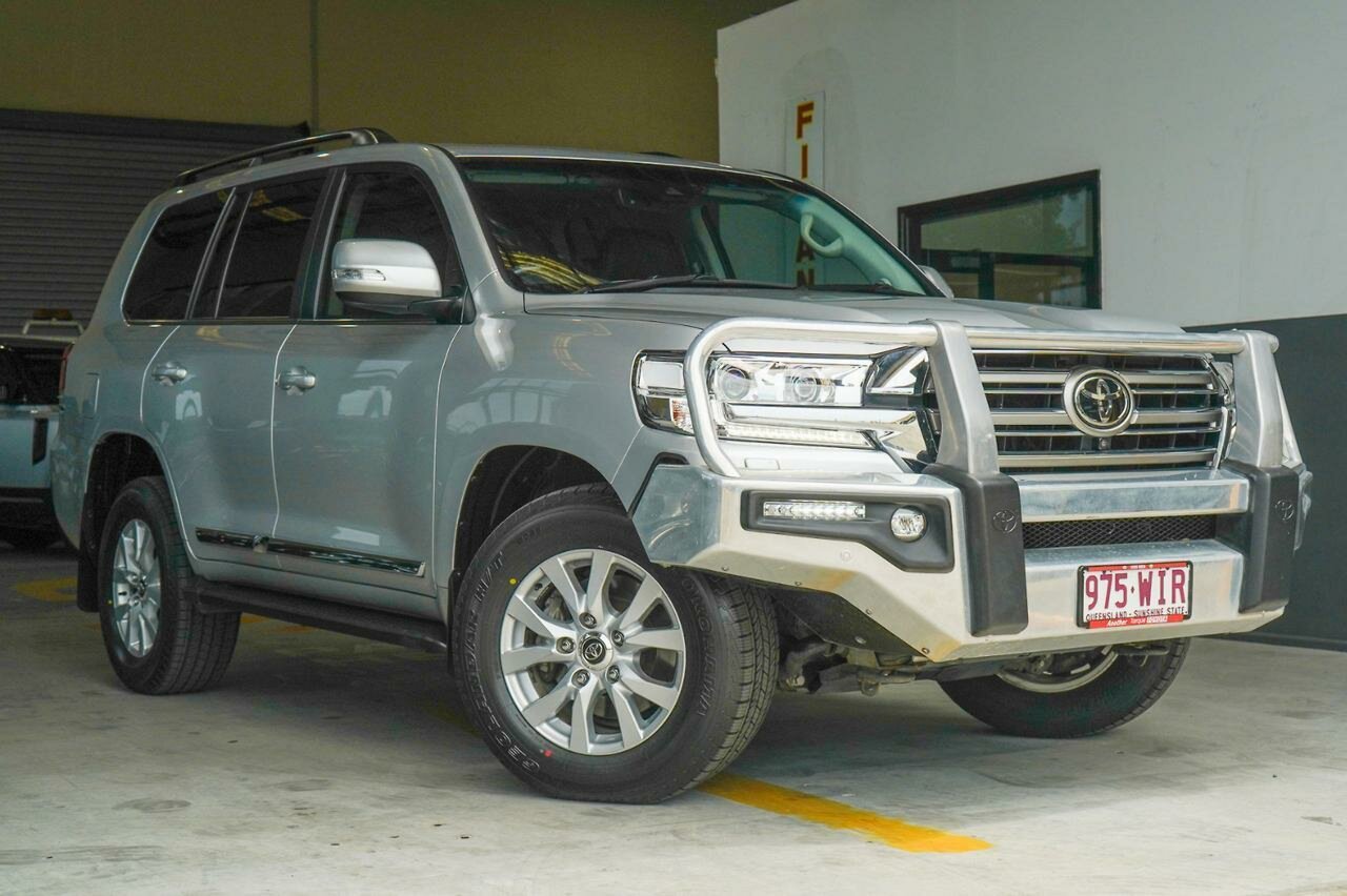 Toyota Landcruiser VDJ200R