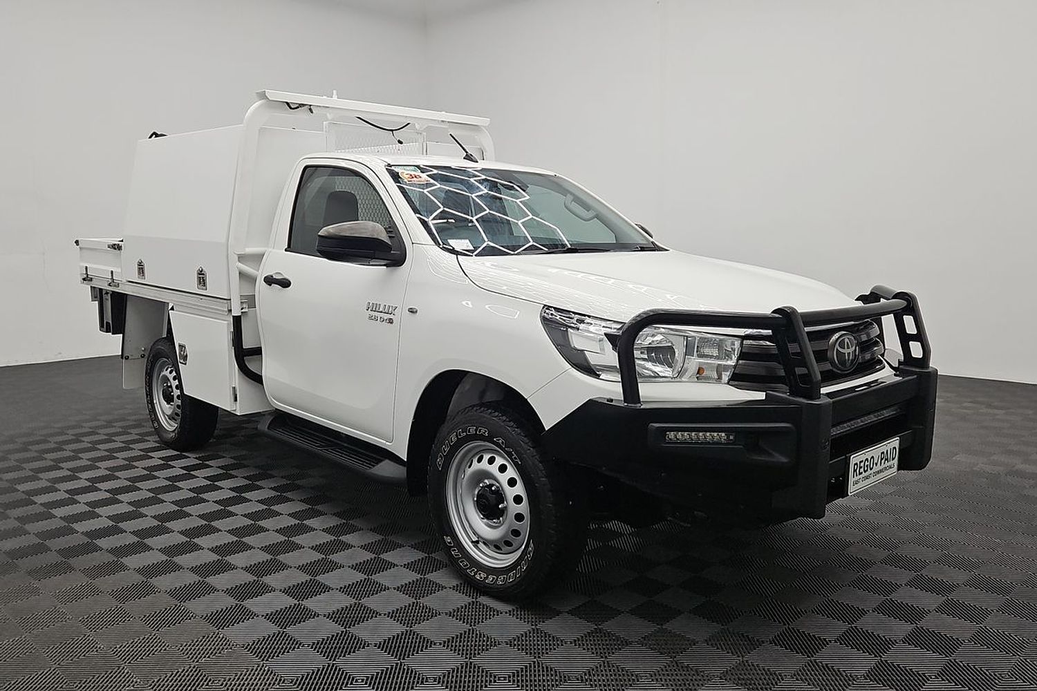 Toyota Hilux GUN126R SR