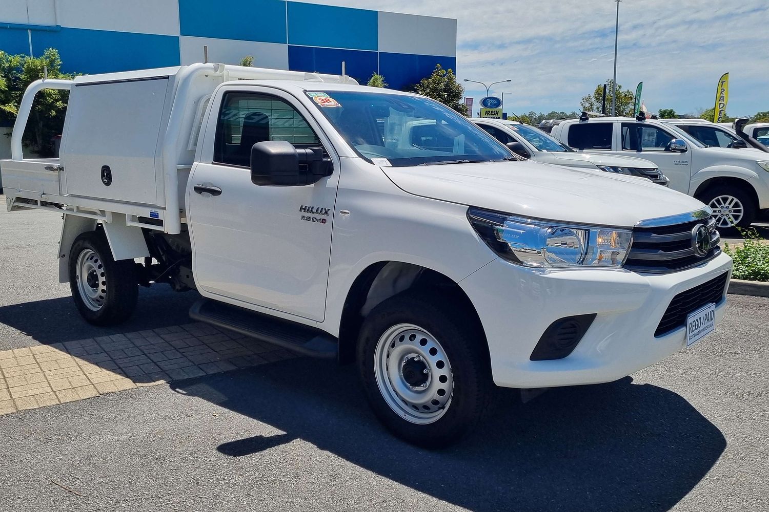 Toyota Hilux GUN126R SR