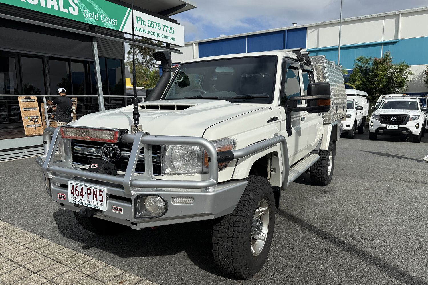 Toyota Landcruiser VDJ79R GXL