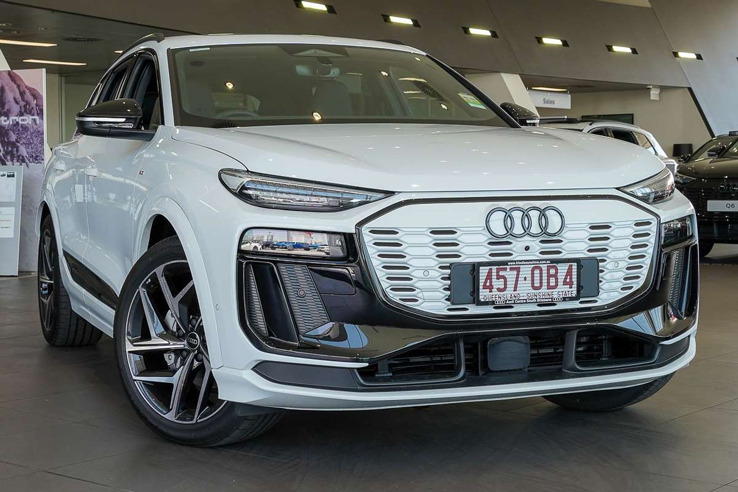 Audi Q6 E-tron 2025