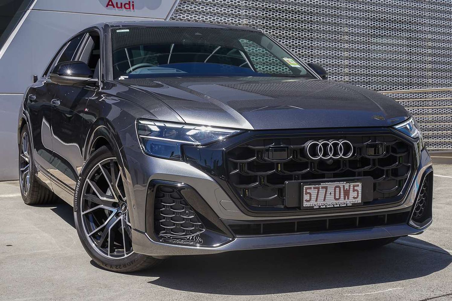 Audi Q8 2025