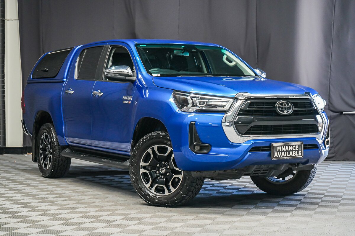 Toyota Hilux GUN136R