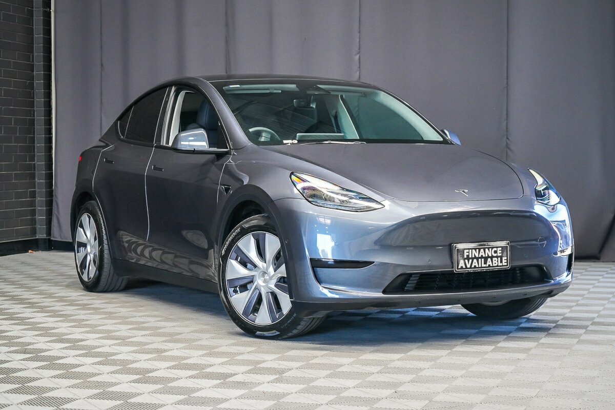 Tesla Model Y MY23