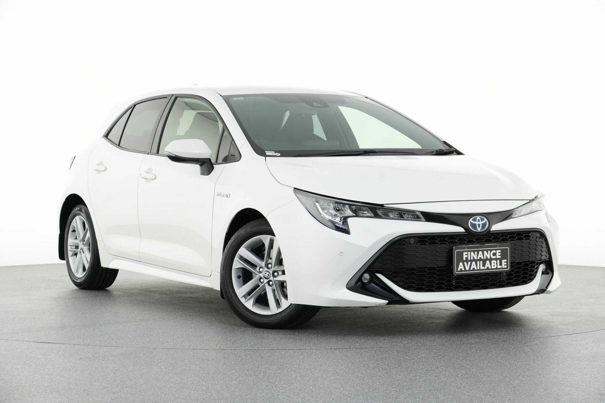 Toyota Corolla ZWE211R