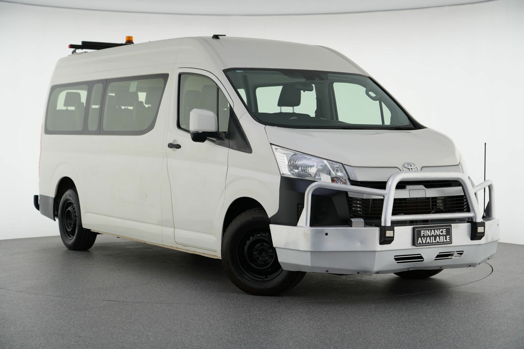 Toyota Hiace GDH322R