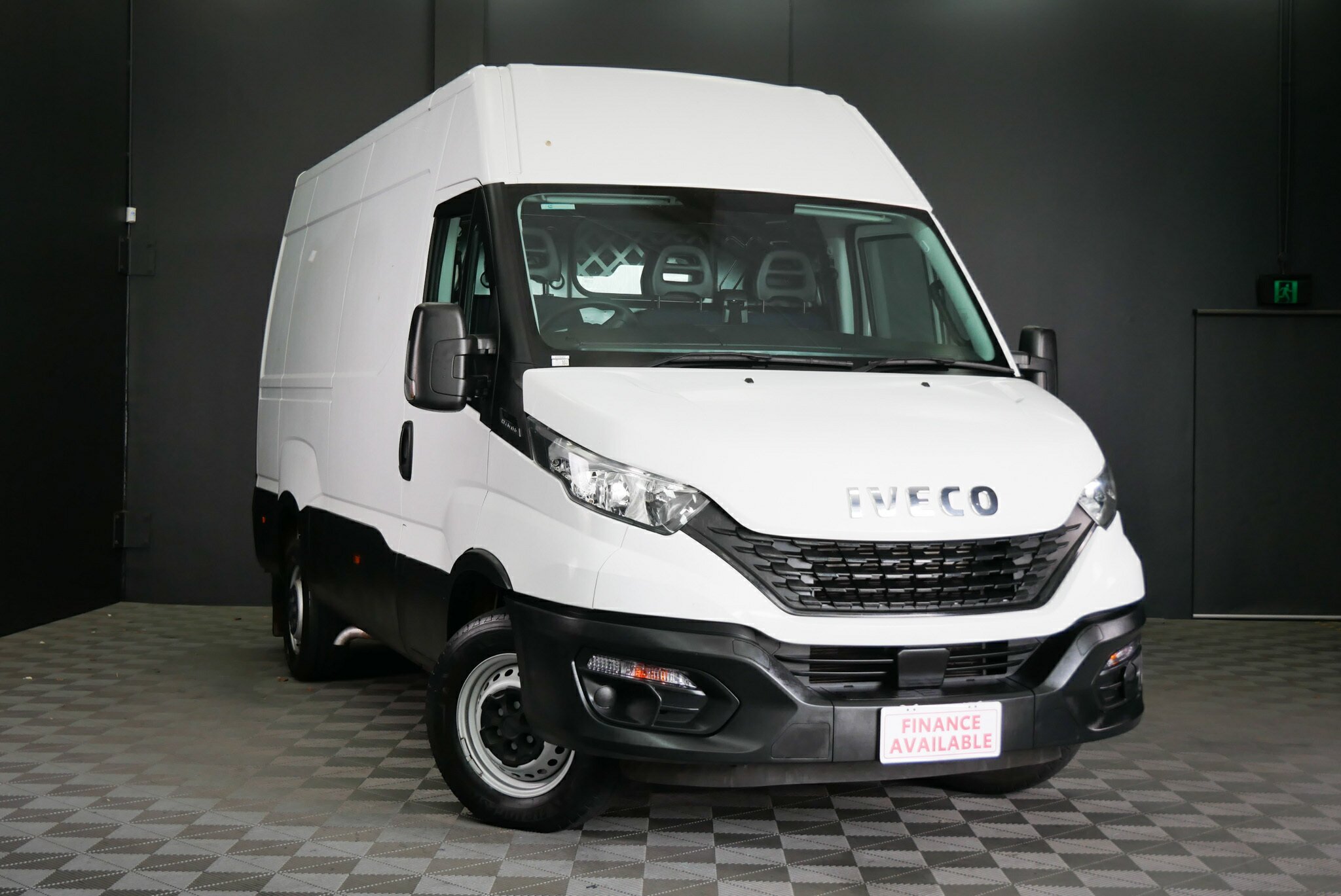 Iveco Daily E6 35s14v H1 Srw (wb3000) MY19