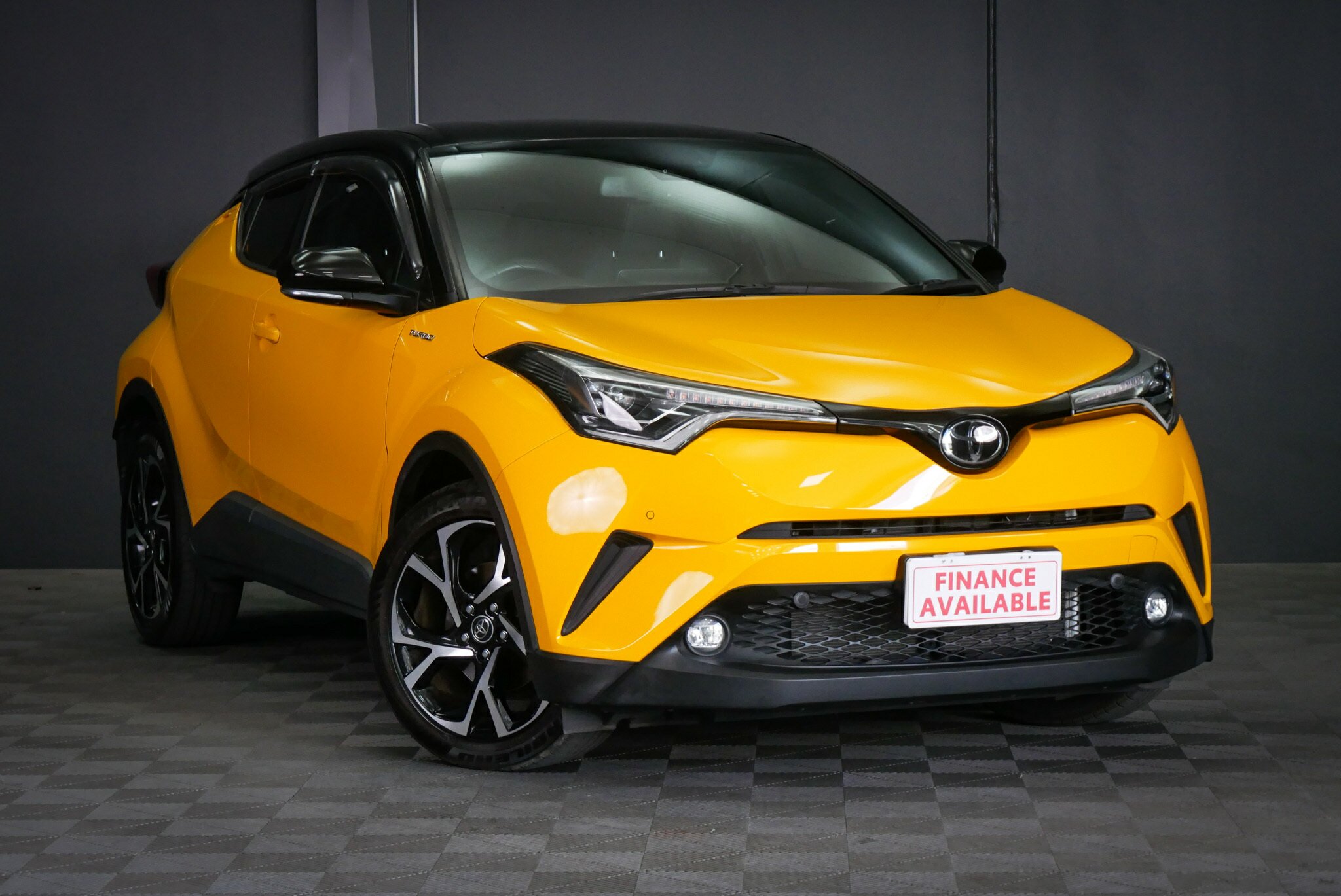 Toyota C-hr NGX10R