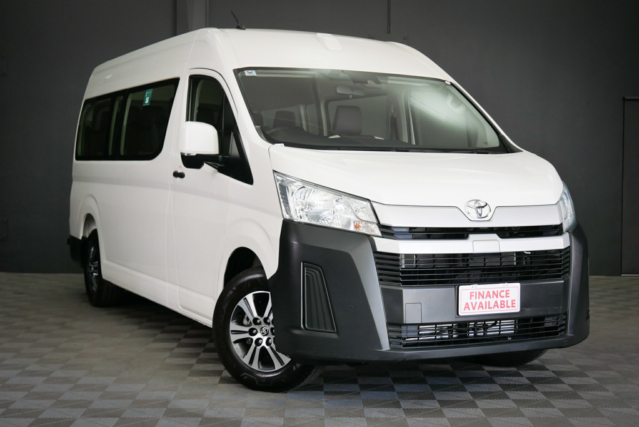 Toyota Hiace GDH322R