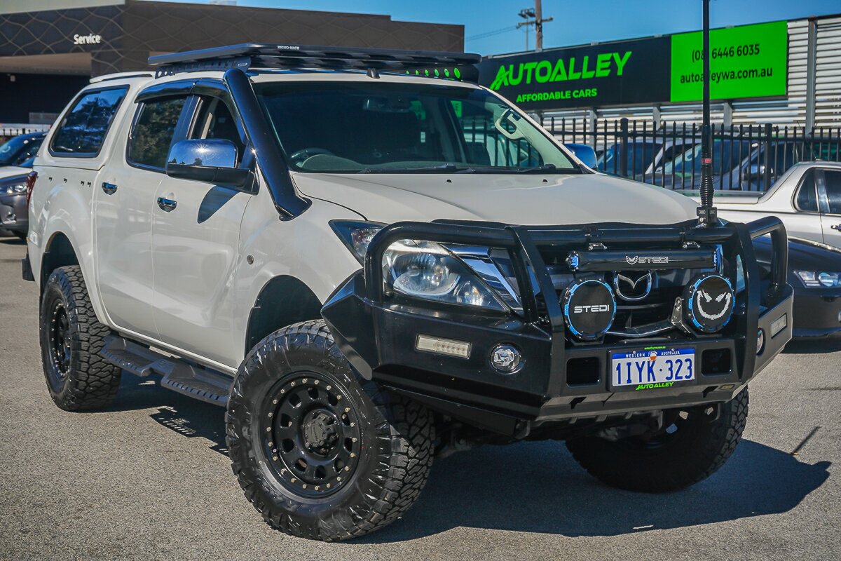 Mazda Bt-50 UR0YF1