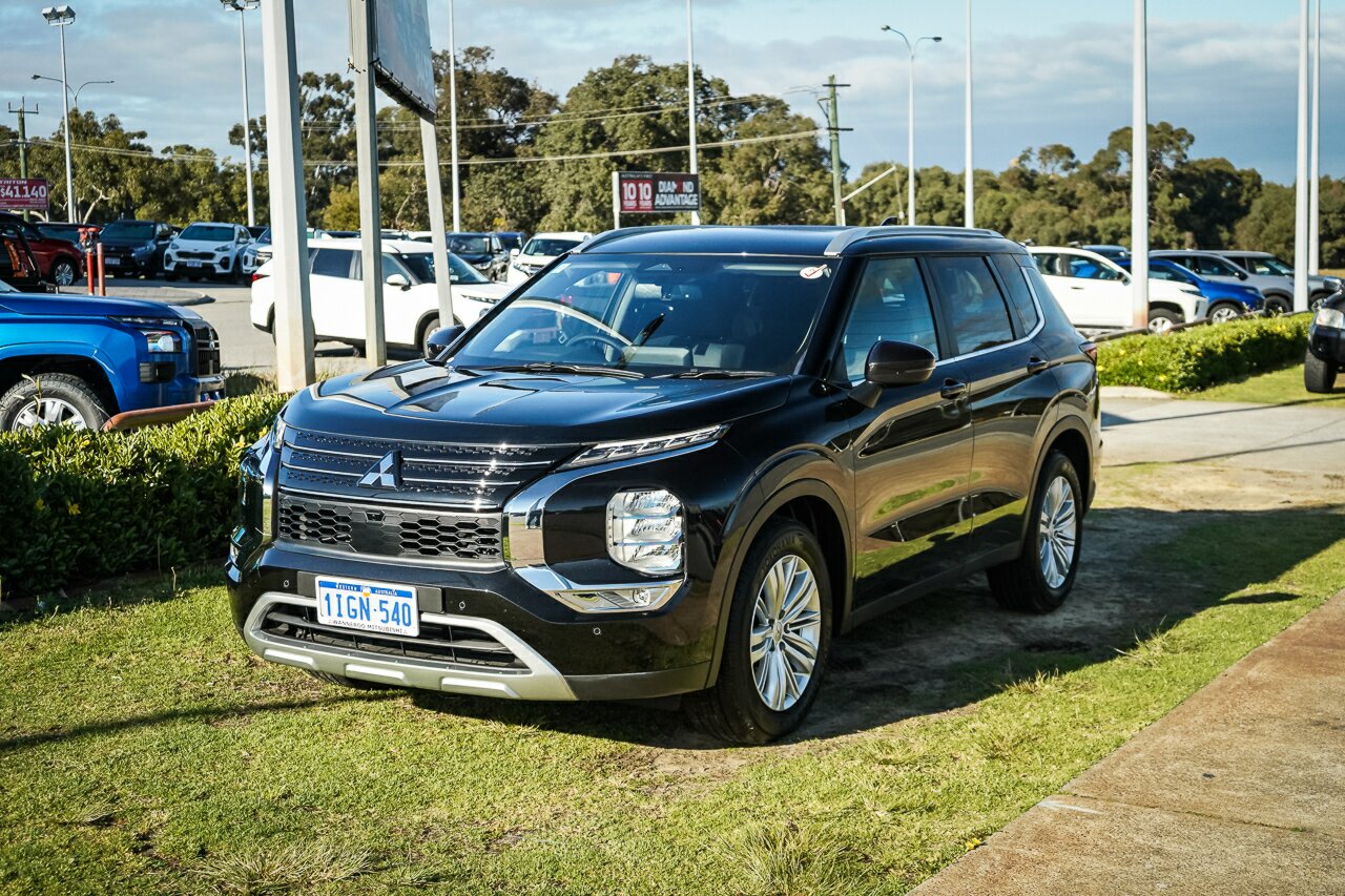 Mitsubishi Outlander ZM MY24