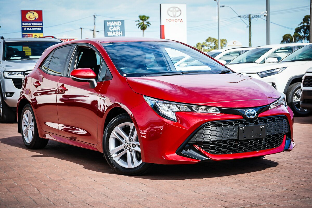 Toyota Corolla ZWE211R