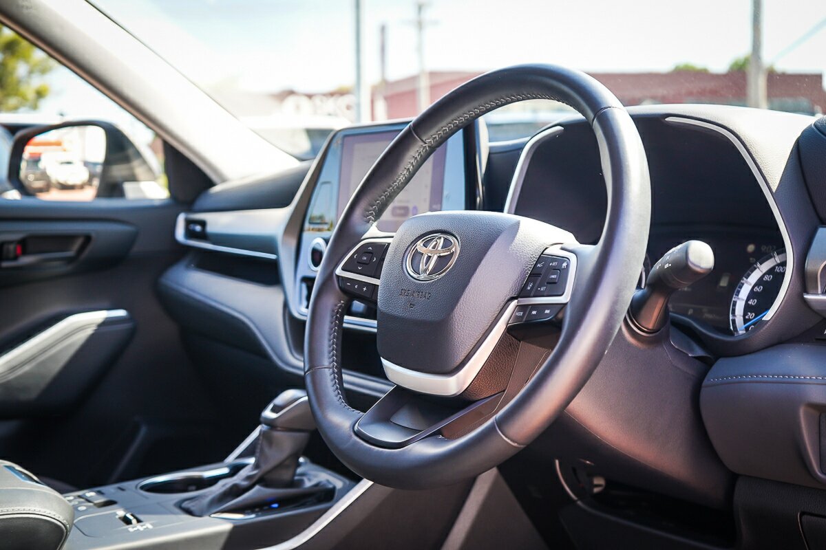 Toyota Kluger Axuh78R