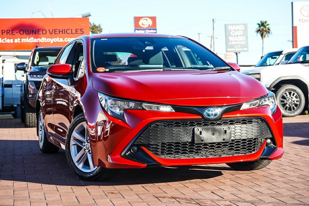 Toyota Corolla ZWE211R