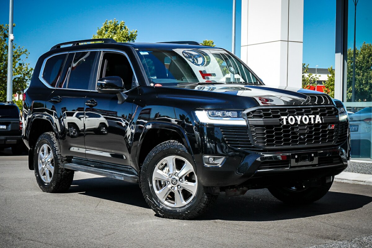 Toyota Landcruiser FJA300R