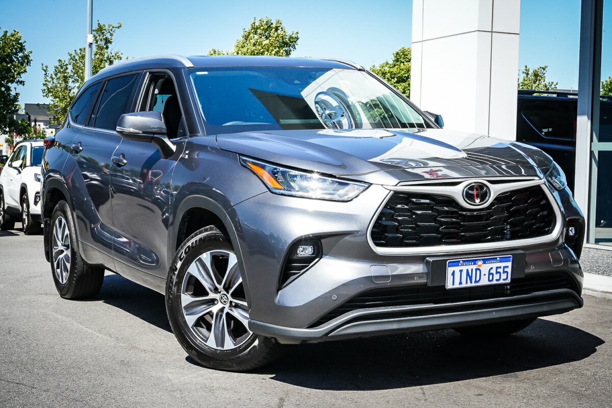 Toyota Kluger Txua70R