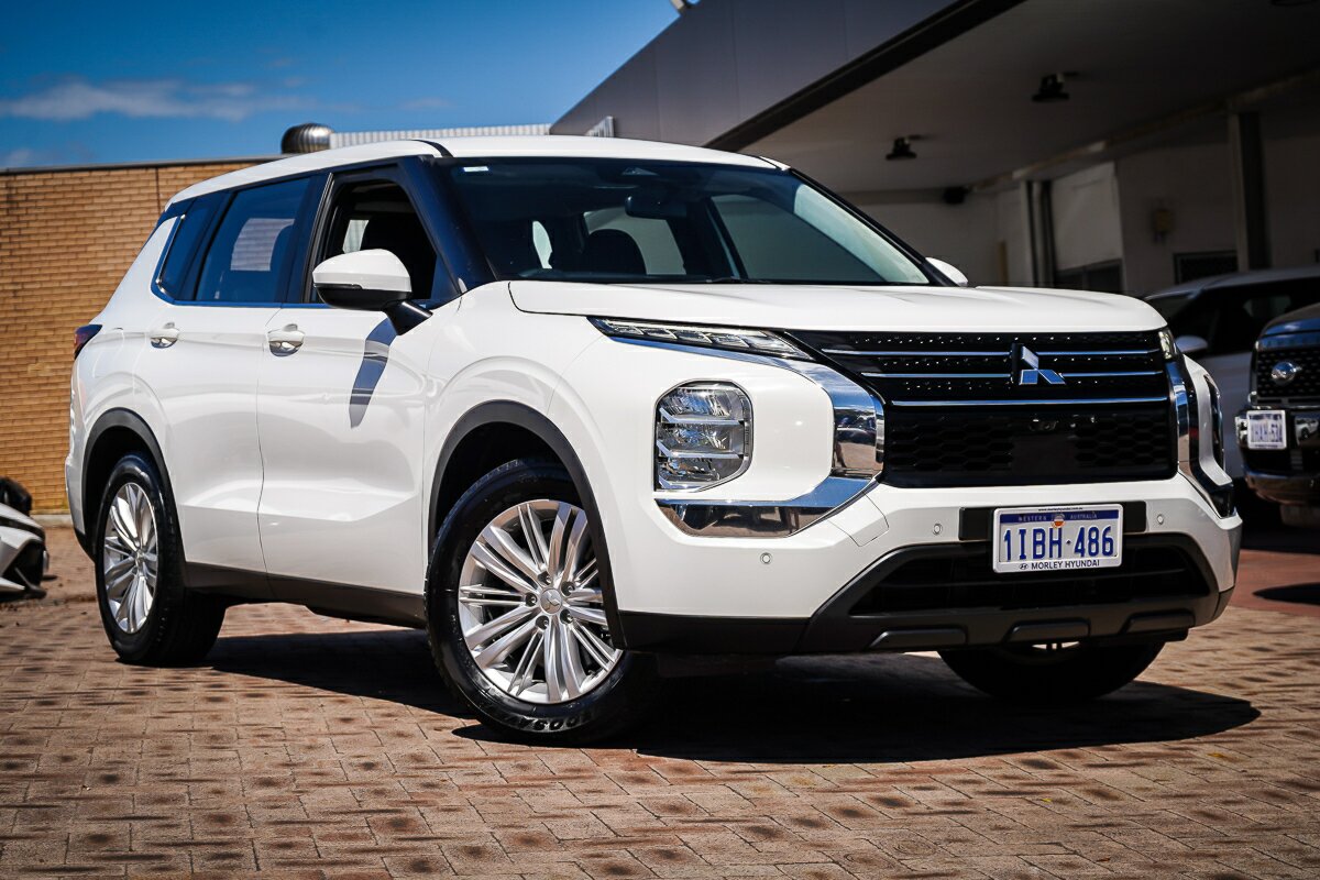 Mitsubishi Outlander ZM MY23