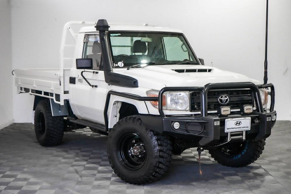 Toyota Landcruiser VDJ79R