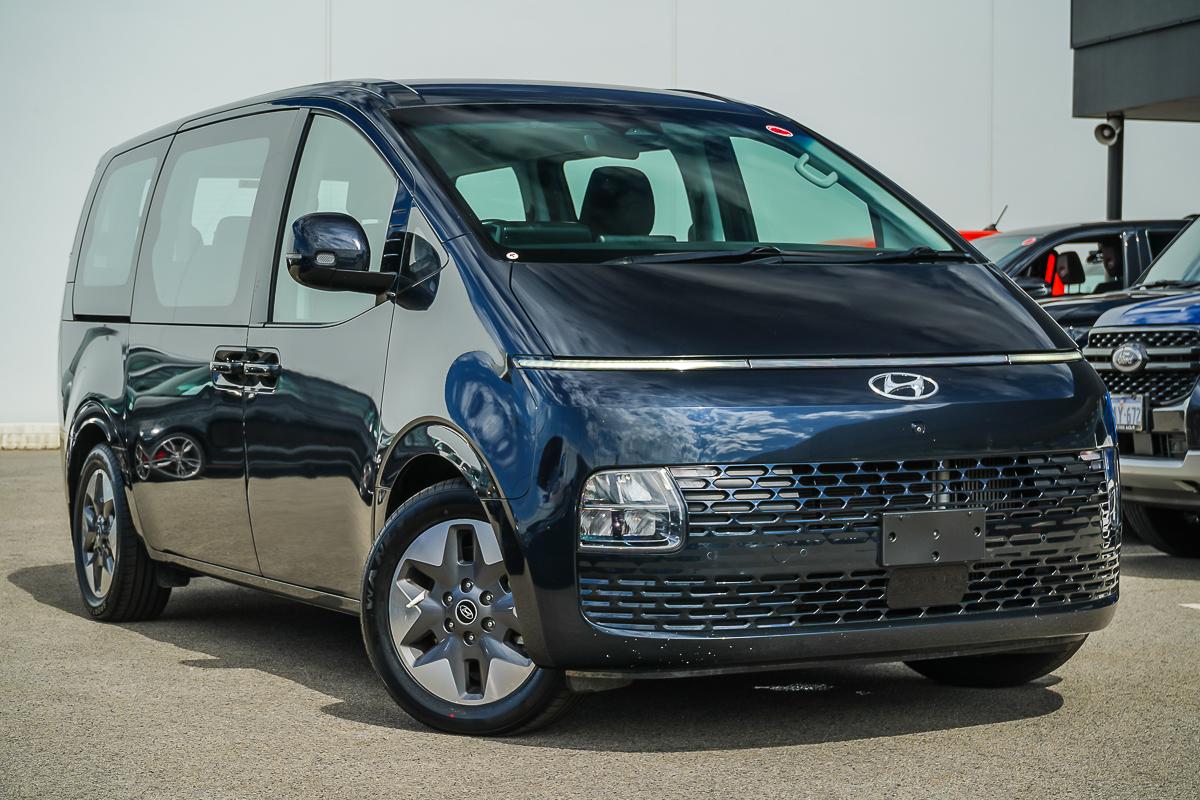 2022 Hyundai STARIA Auto AWD MY22