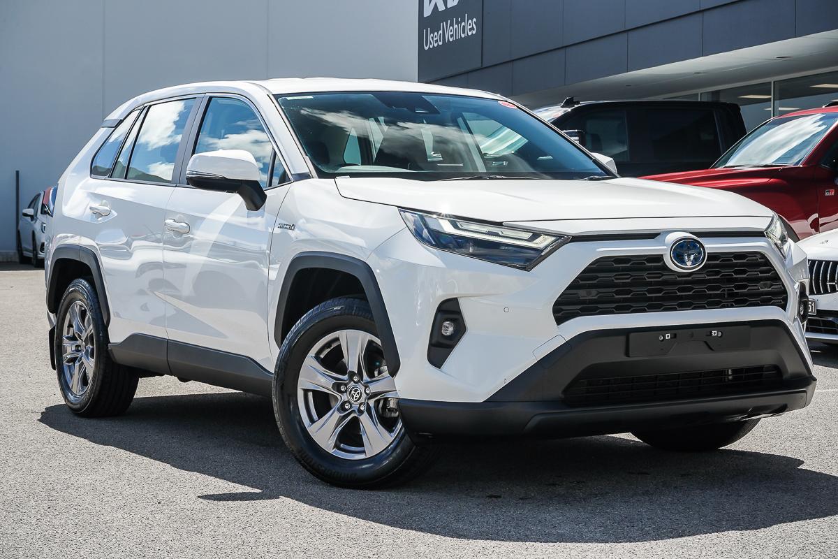 2024 Toyota RAV4 GX Auto eFour