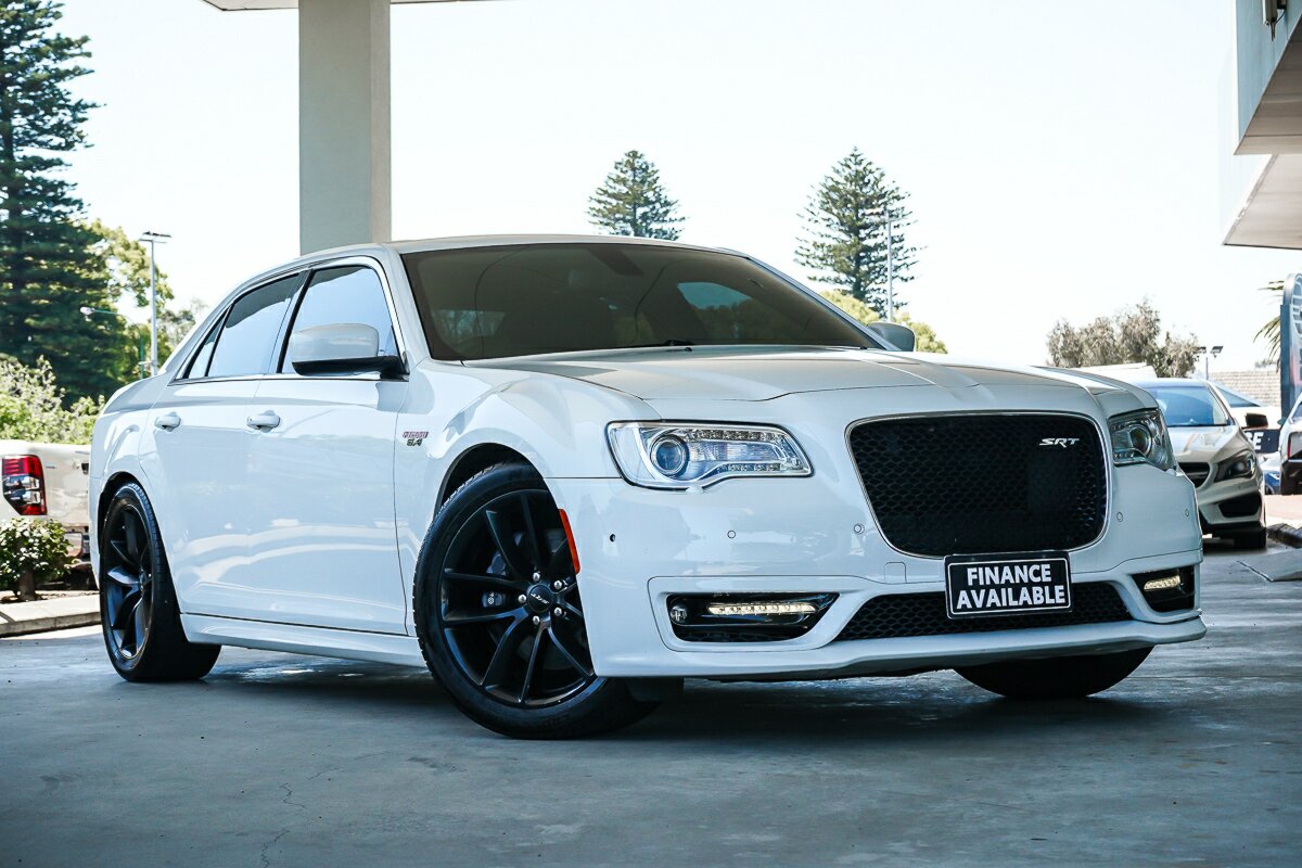 Chrysler 300 LX MY21