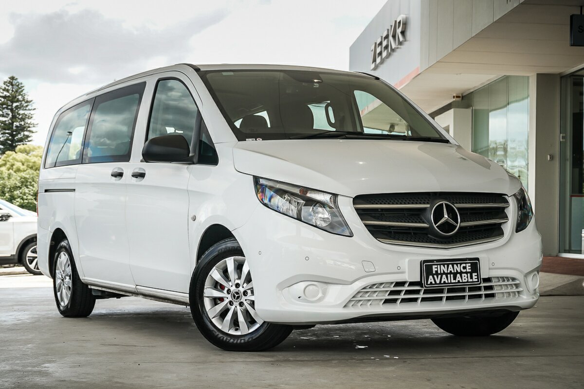 Mercedes-benz Valente 447