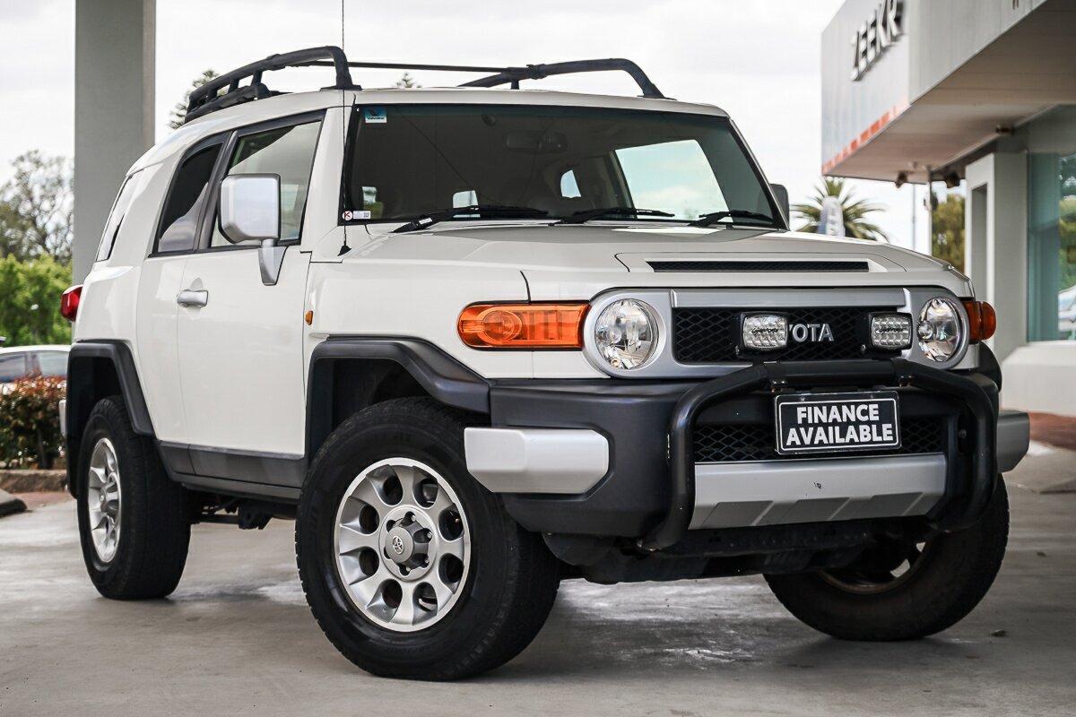 Toyota Fj Cruiser GSJ15R