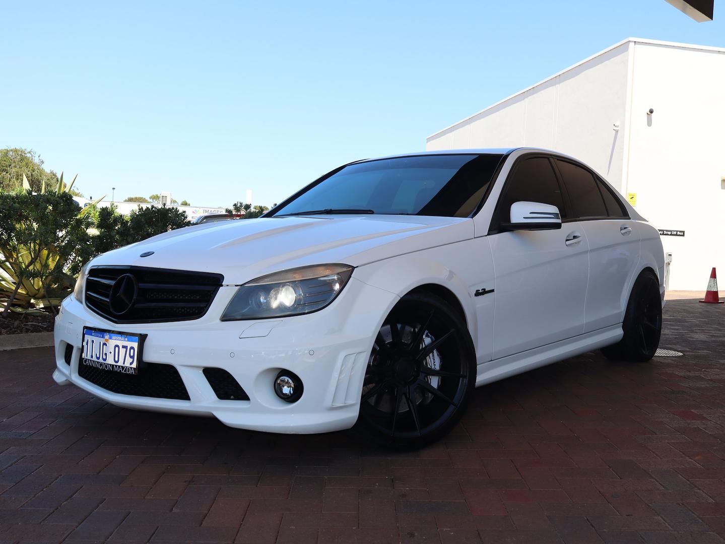 2010 Mercedes-Benz C-Class C63 AMG Auto