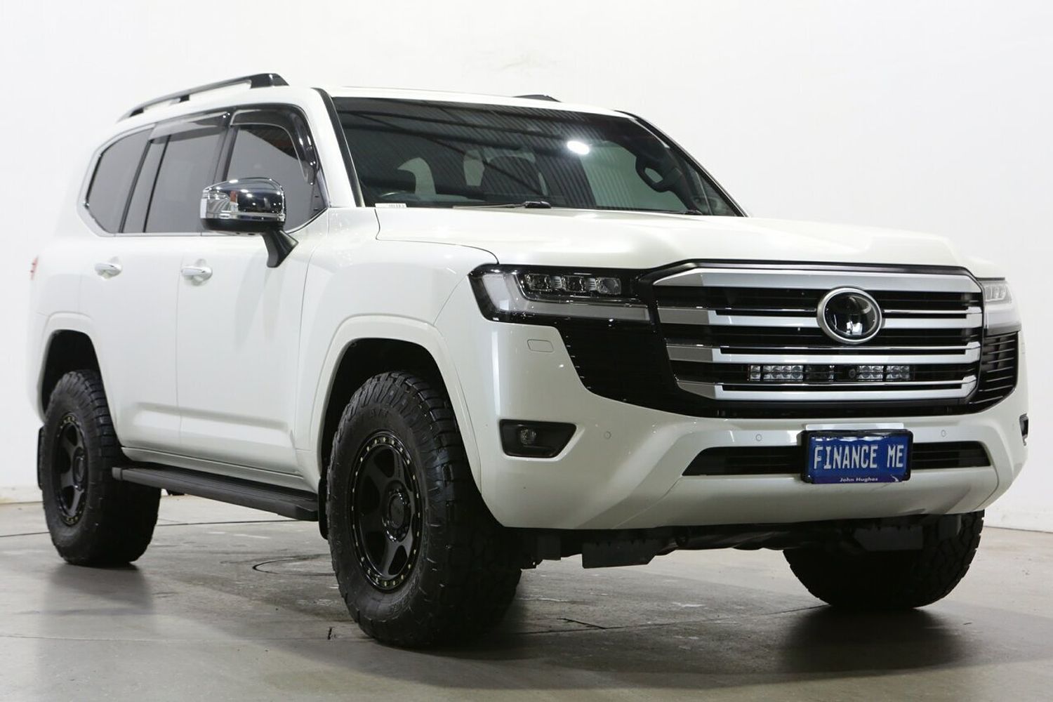 Toyota Landcruiser FJA300R Sahara