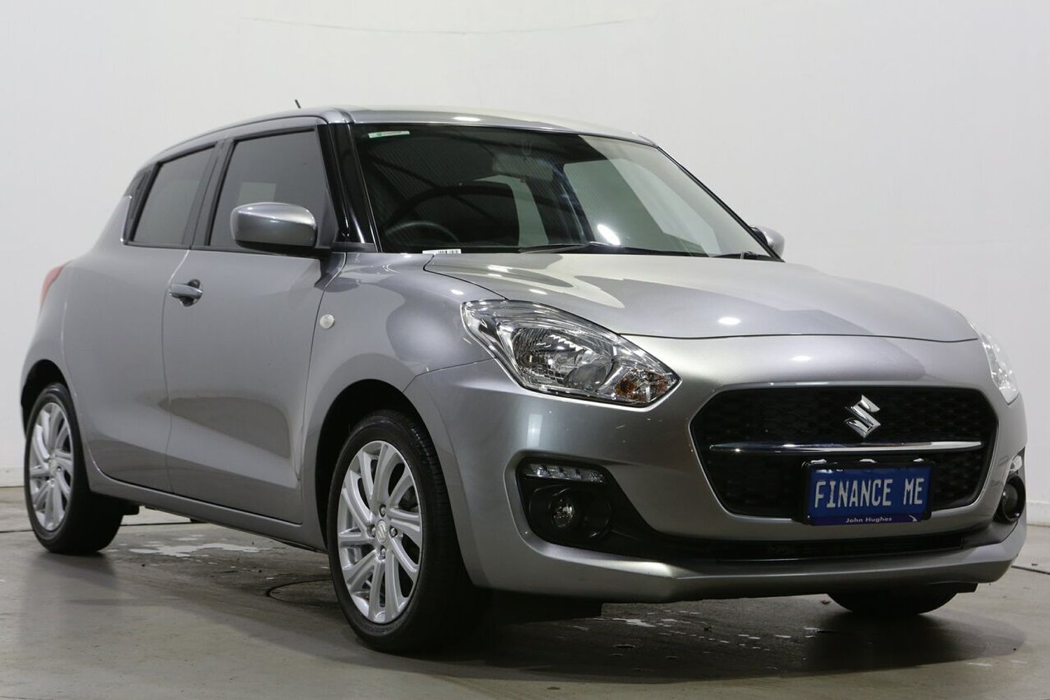 Suzuki Swift AZ Series II GL Navigator