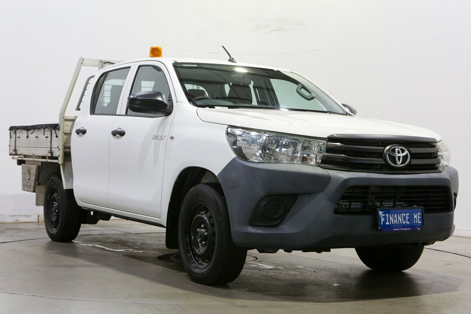 Toyota Hilux GUN122R Workmate