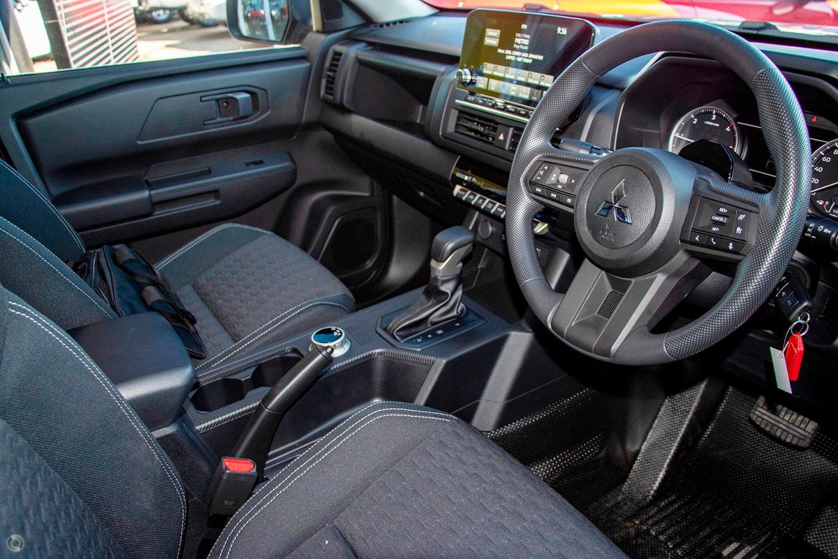 MV MY25 4X4 Dual Range