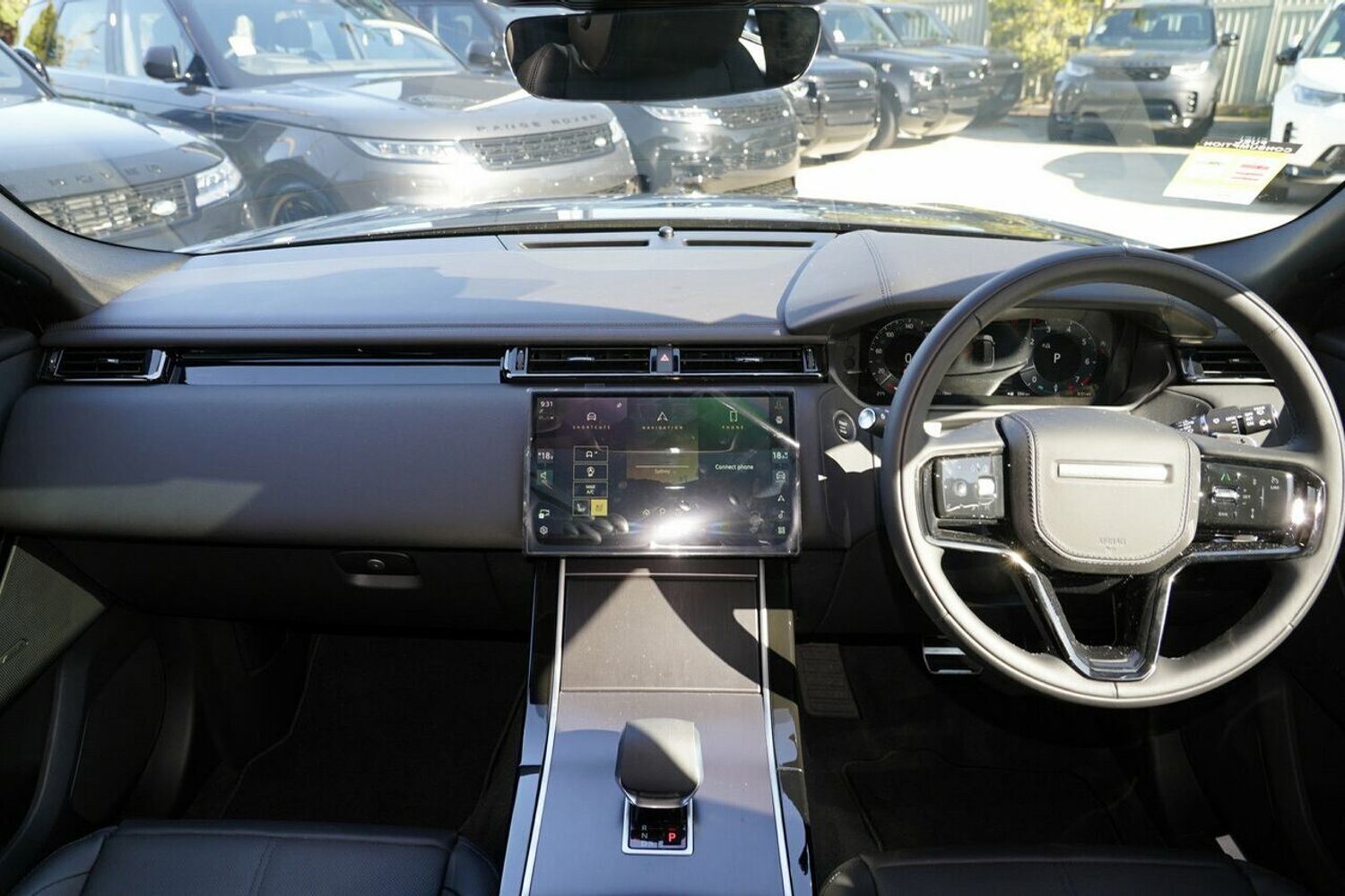 Land Rover Range Rover Velar L560 26.5MY | Xcite Autos