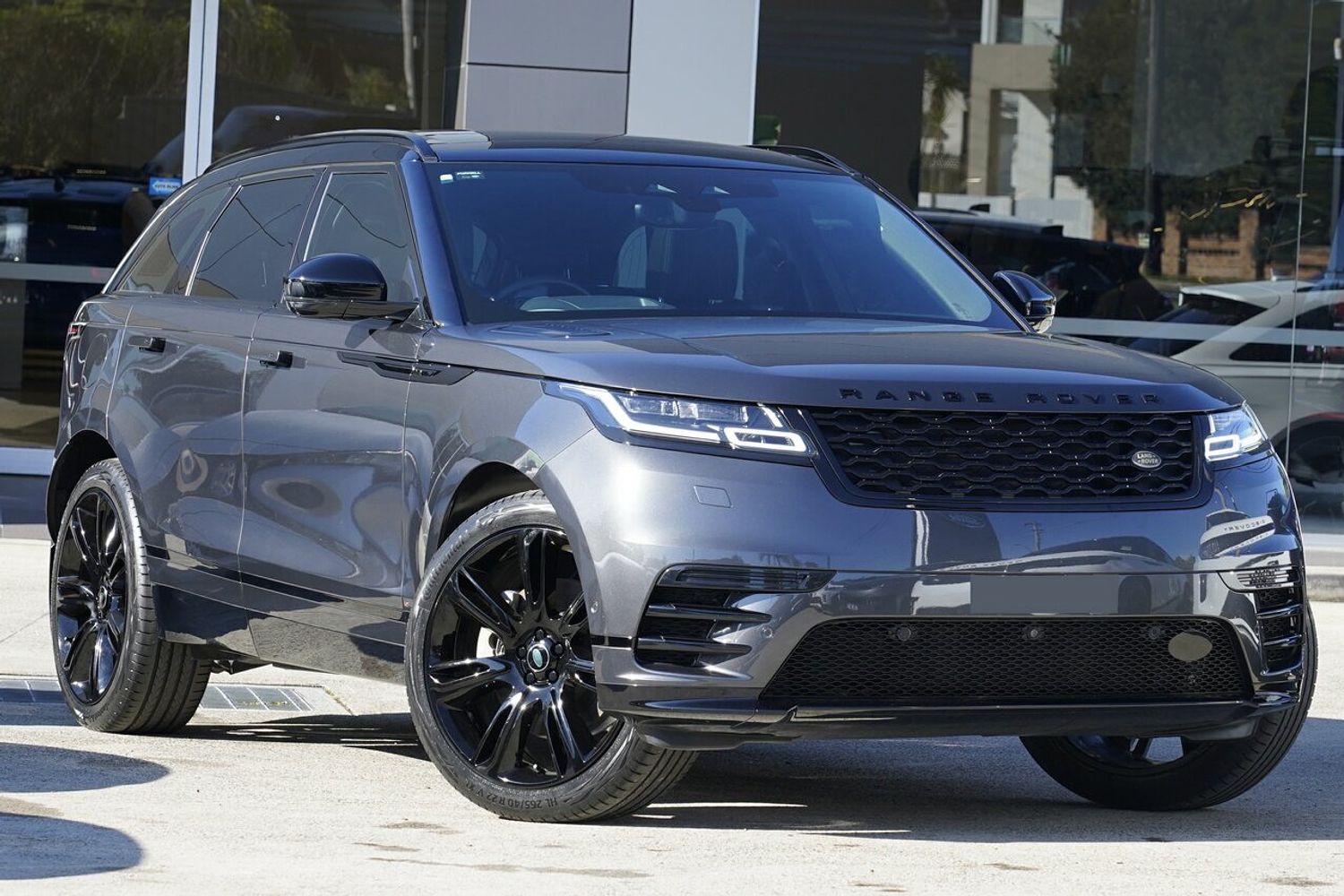 Land Rover Range Rover Velar L560 P400 R-Dynamic HSE