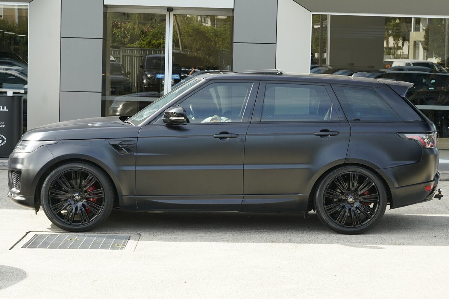 Land Rover Range Rover Sport L494 21.5MY | Xcite Autos