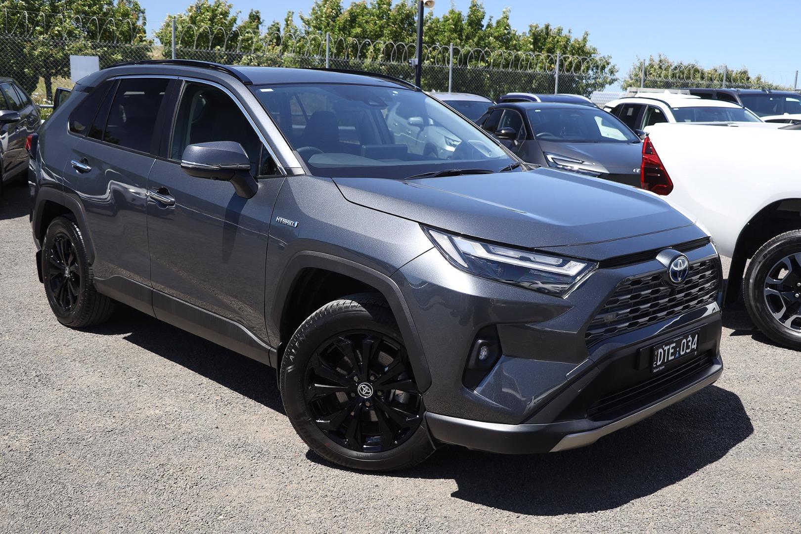 2023 Toyota RAV4 Cruiser Auto eFour