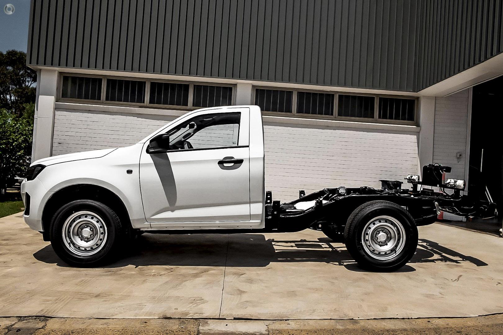 New Ride Auto 2026 Isuzu D-MAX SX High Ride Auto 4x2 MY25.5 | Xcite Autos