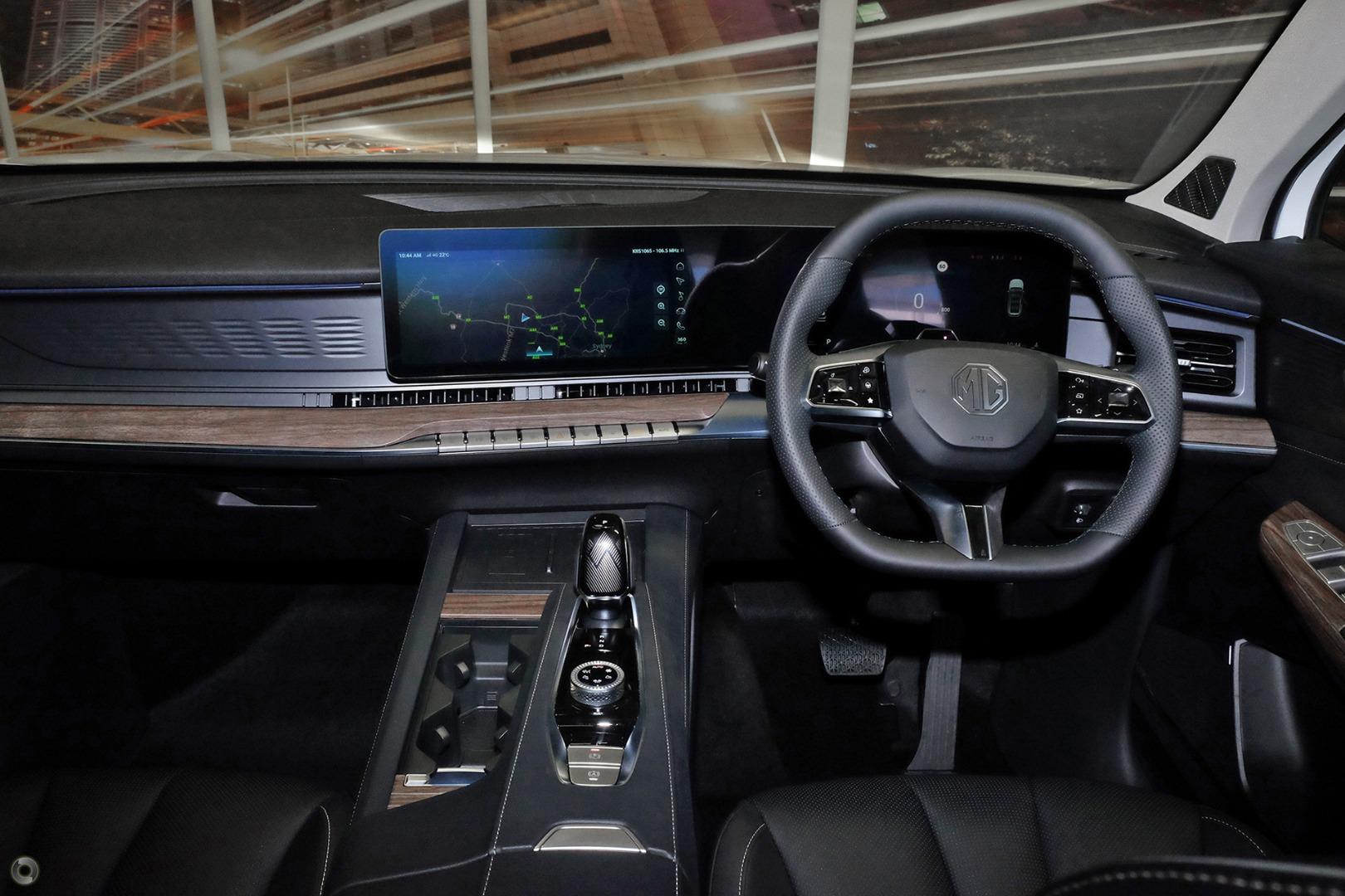 2025 MG QS Essence Auto AWD MY25